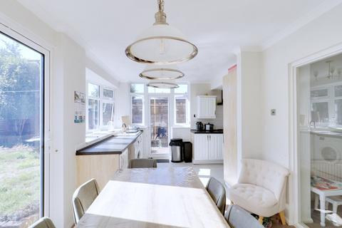 3 bedroom semi-detached house for sale, Betterton Road, Rainham RM13