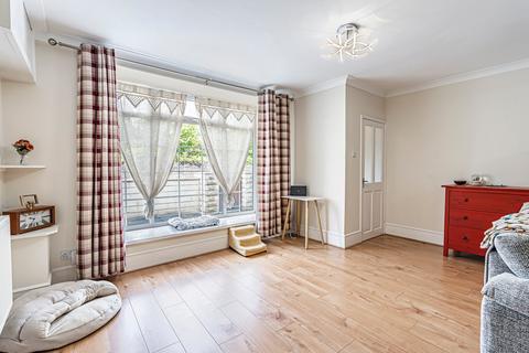 15 Bridgend Road, Llanharan, Pontyclun, CF72 9RA