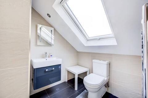 undefined, Wandsworth Bridge Road, Hurlingham, London, SW6