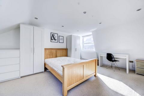 undefined, Wandsworth Bridge Road, Hurlingham, London, SW6