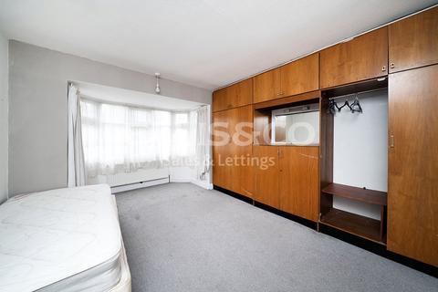3 bedroom semi-detached house for sale, Gibbs Green, Edgware, Middlesex, HA8