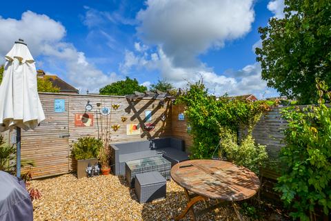 2 bedroom terraced house for sale, Brook Street, Polegate, East Sussex, BN26