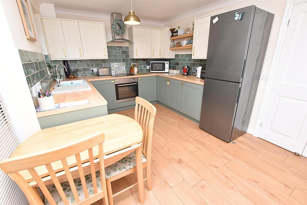 Kitchen diner