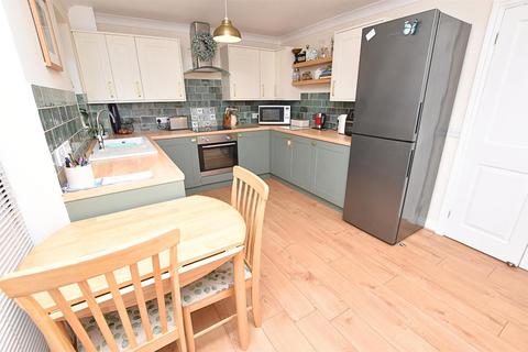 2 bedroom cottage for sale, Crofts Mews, Mill Road, Cleethorpes DN35