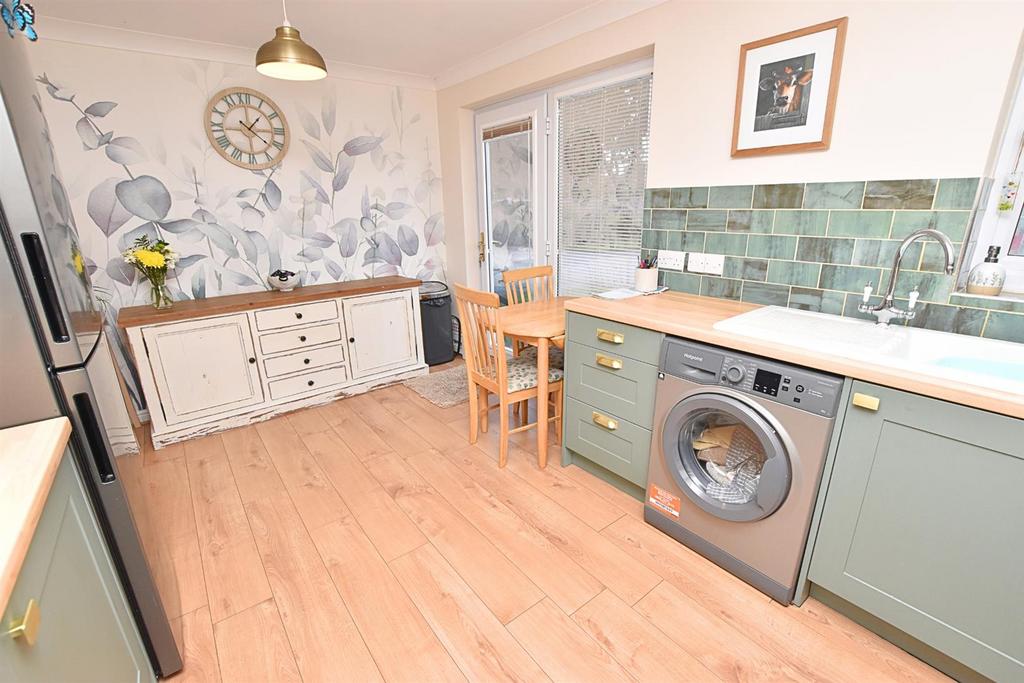 Kitchen diner