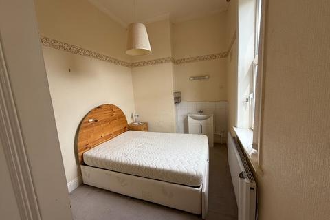 undefined, Lister Avenue, Bradford, BD4