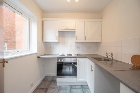2 bedroom flat for sale, Southwood Road, Hayling Island PO11