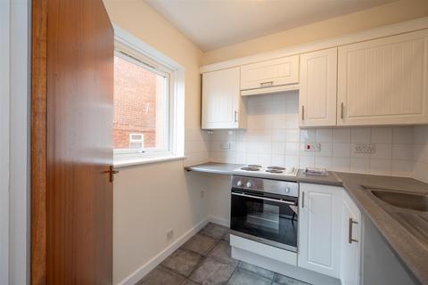 2 bedroom flat for sale, Southwood Road, Hayling Island PO11