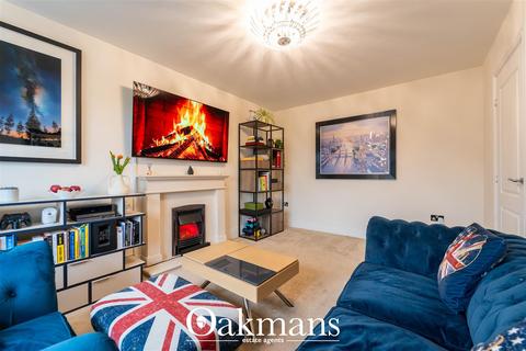 31 Cricketers Grove, Birmingham, B17 8BF