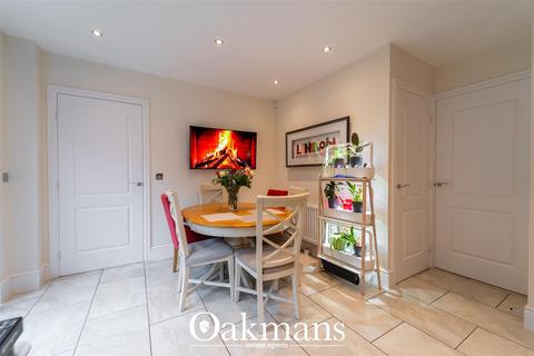 31 Cricketers Grove, Birmingham, B17 8BF