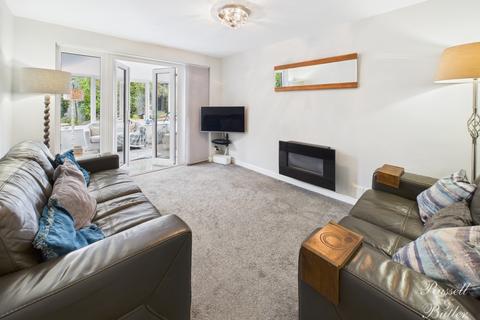 undefined, Sandhurst Drive, Buckingham