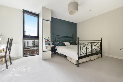 2 bedroom flat for sale, Barge Walk, Greenwich, SE10