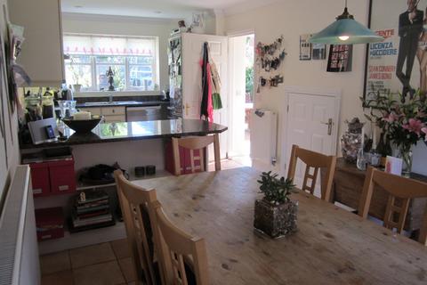 undefined, Neil Avenue, Holt NR25