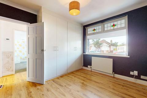 4 Betterton Road, Rainham, RM13 8NA