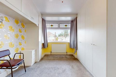 4 Betterton Road, Rainham, RM13 8NA