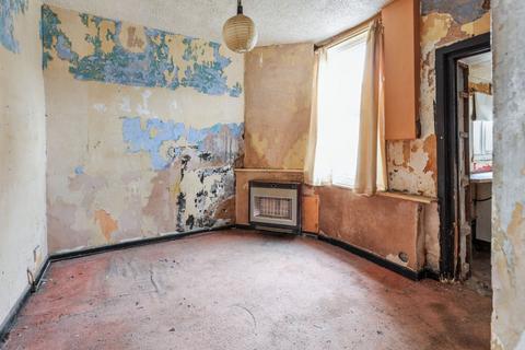127 Broad Oak Lane, Bury, BL9 7SE