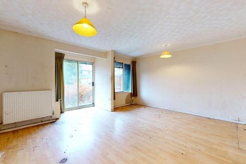 20 Bartlow End, Basildon, SS13 1PQ