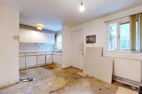 20 Bartlow End, Basildon, SS13 1PQ