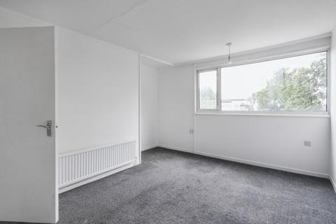 16 Bowshaw View, Sheffield, S8 8FE