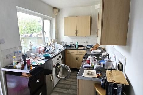 41 Abingdon Square, Nottingham, NG8 5HX