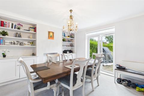 5 bedroom end of terrace house for sale, Abbey Road, Surrey GU21