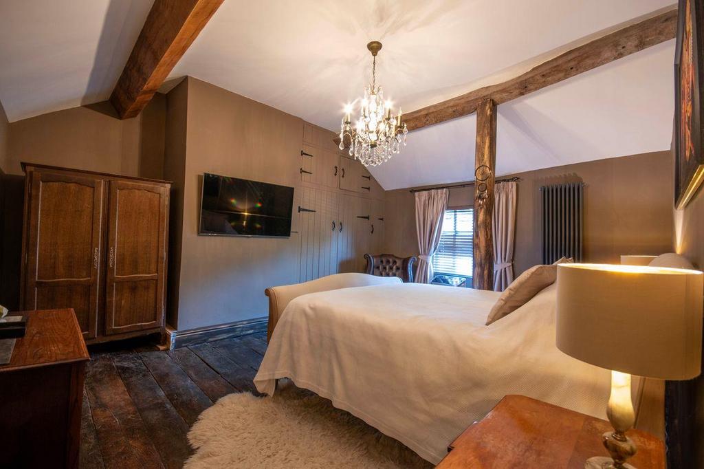 Principal Bedroom