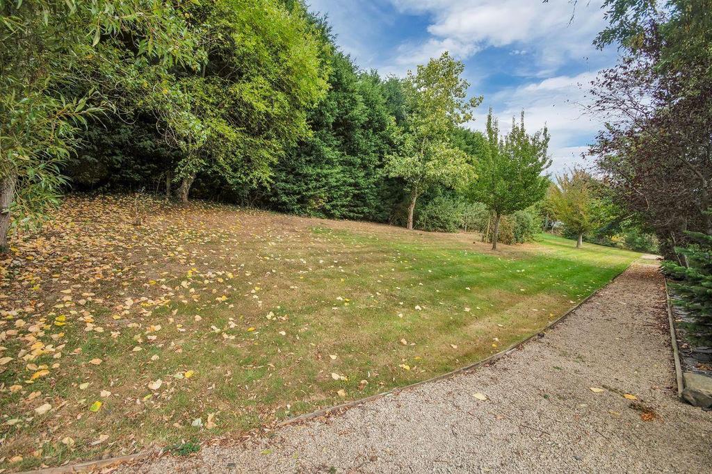 Lawned Garden & Orchard