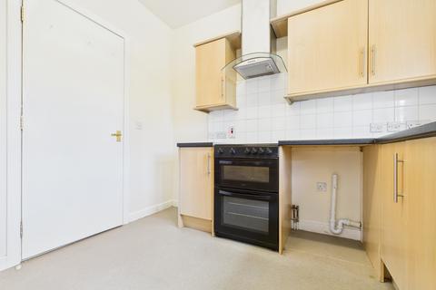 3 bedroom flat to rent, Woodside, Harrogate, HG1