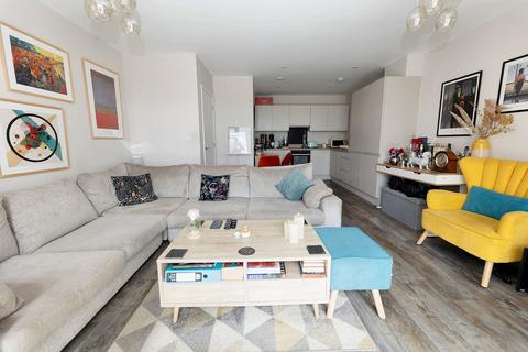 1 bedroom flat for sale, Station Square, Colchester, CO4 6
