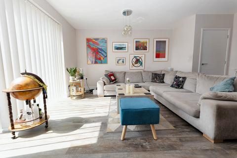 1 bedroom flat for sale, Station Square, Colchester, CO4 6