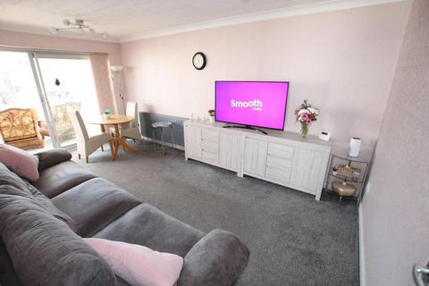 2 bedroom bungalow for sale, Laurel Close, Clacton on Sea, CO15