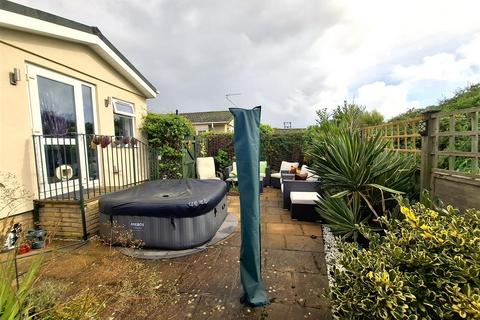 2 bedroom park home for sale, Bognor Road, Climping, Littlehampton