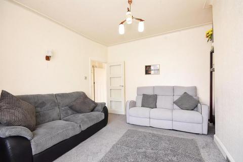 3 bedroom end of terrace house for sale, Glenwood Drive, Gidea Park, RM2
