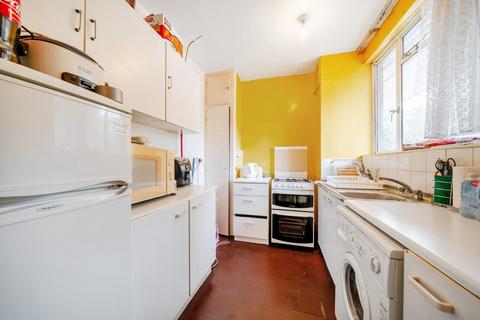 1 bedroom flat for sale, Hallfield Estate, Bayswater, London, W2