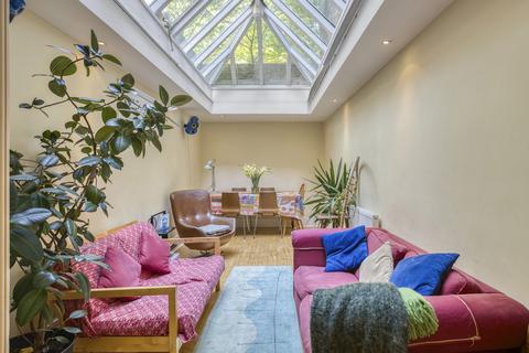 undefined, Clerkenwell Close, London, EC1R