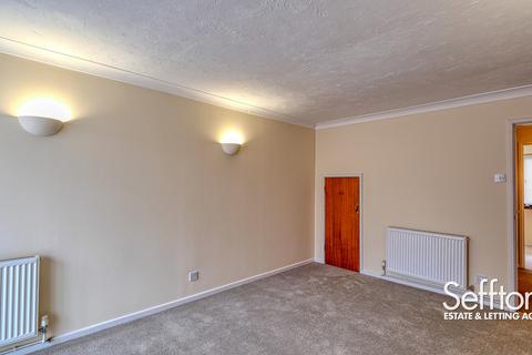 2 bedroom terraced house to rent, Green Court, Norwich, Norfolk