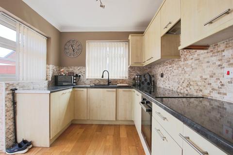 4 bedroom semi-detached house for sale, Maude Close, Keyingham, Hull, HU12 9TS