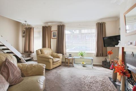 4 bedroom semi-detached house for sale, Maude Close, Keyingham, Hull, HU12 9TS
