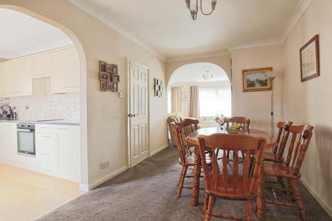 4 bedroom semi-detached house for sale, Maude Close, Keyingham, Hull, HU12 9TS
