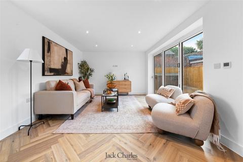 undefined, Maidstone Road, Hadlow, Tonbridge