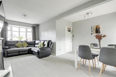 3 bedroom semi-detached house for sale, Ridgeway Close, West Bridgford NG2