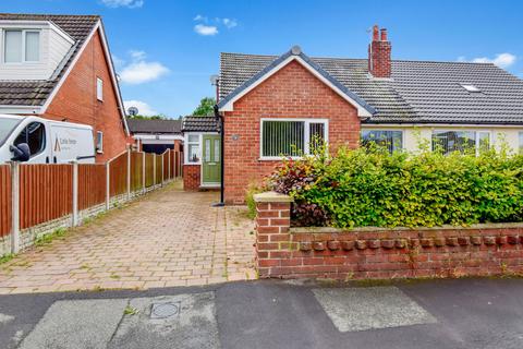 2 bedroom semi-detached bungalow for sale, St. Davids Road, Leyland PR25