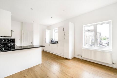 2 bedroom flat for sale, Devonshire Road, London W4