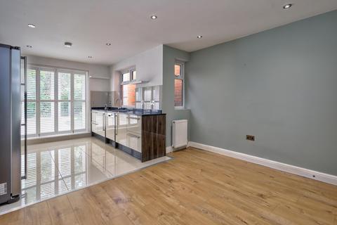 4 bedroom terraced house to rent, Burney Avenue, Surbiton, Kingston Upon Thames, KT5
