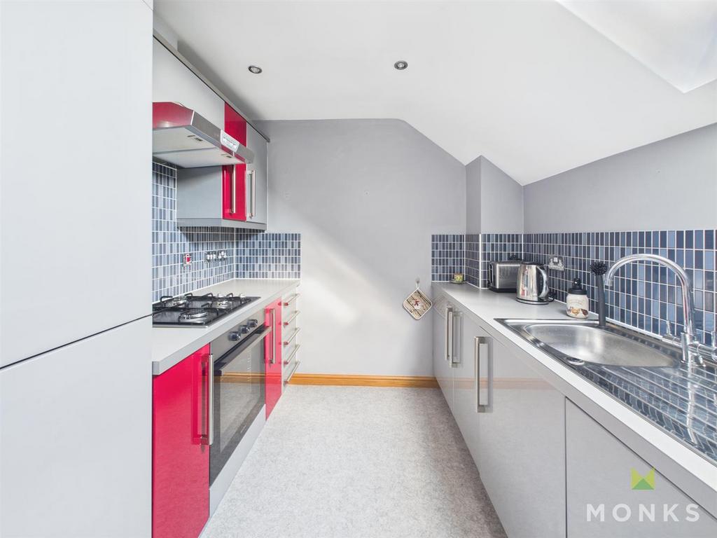 CAM01520 G0-PR0256-STILL005.jpg