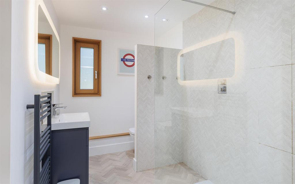 En-Suite Shower room