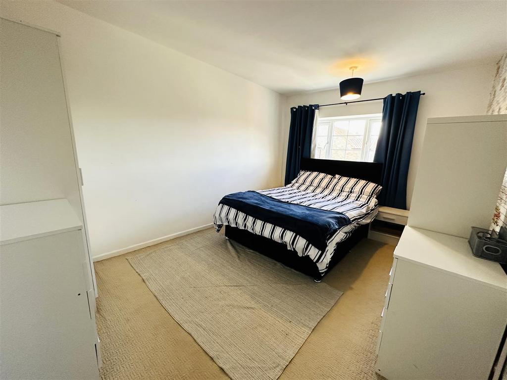 Bedroom 2 .jpg