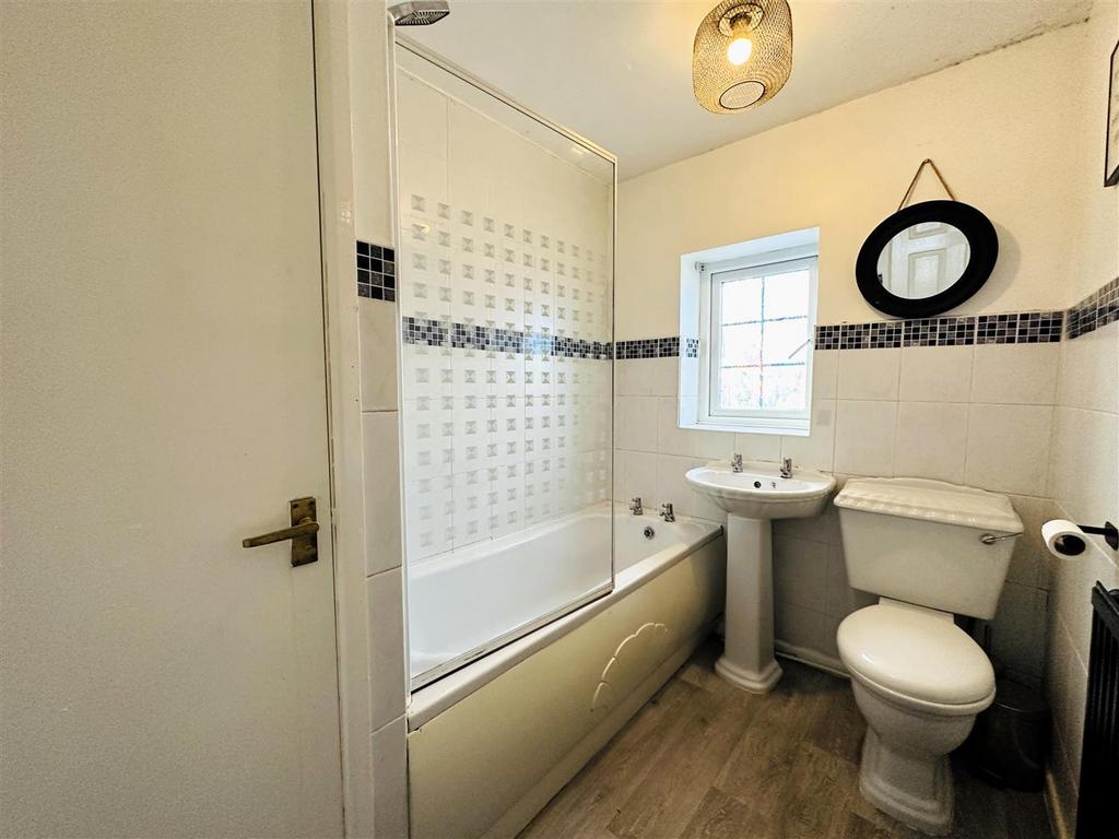 Bathroom .jpg