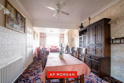 undefined, York Crescent, Wollaston, West Midlands, DY8