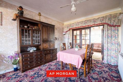undefined, York Crescent, Wollaston, West Midlands, DY8